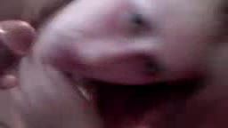 Thumb 16